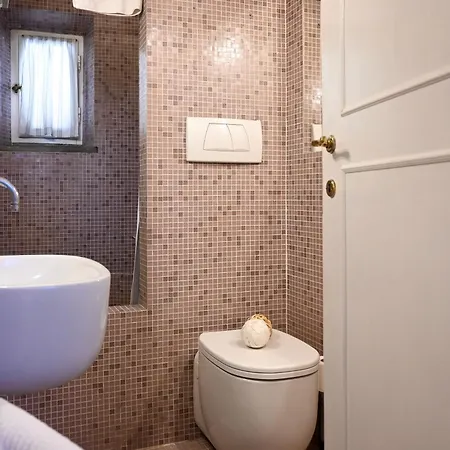 2- In The Heart Of Apartment Pisa